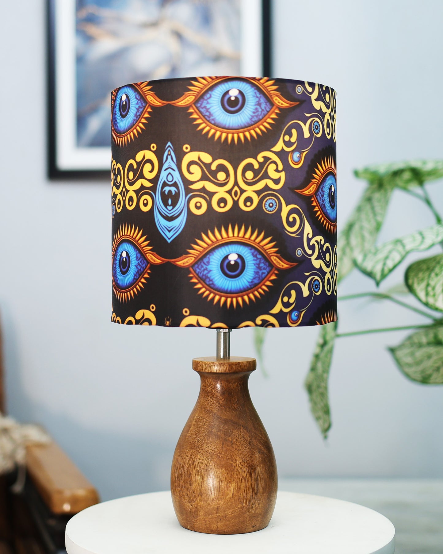 Dovel Pot Modern Table Lamp, Wooden Base Modern Fabric Lampshade for Home Office Cafe Restaurant