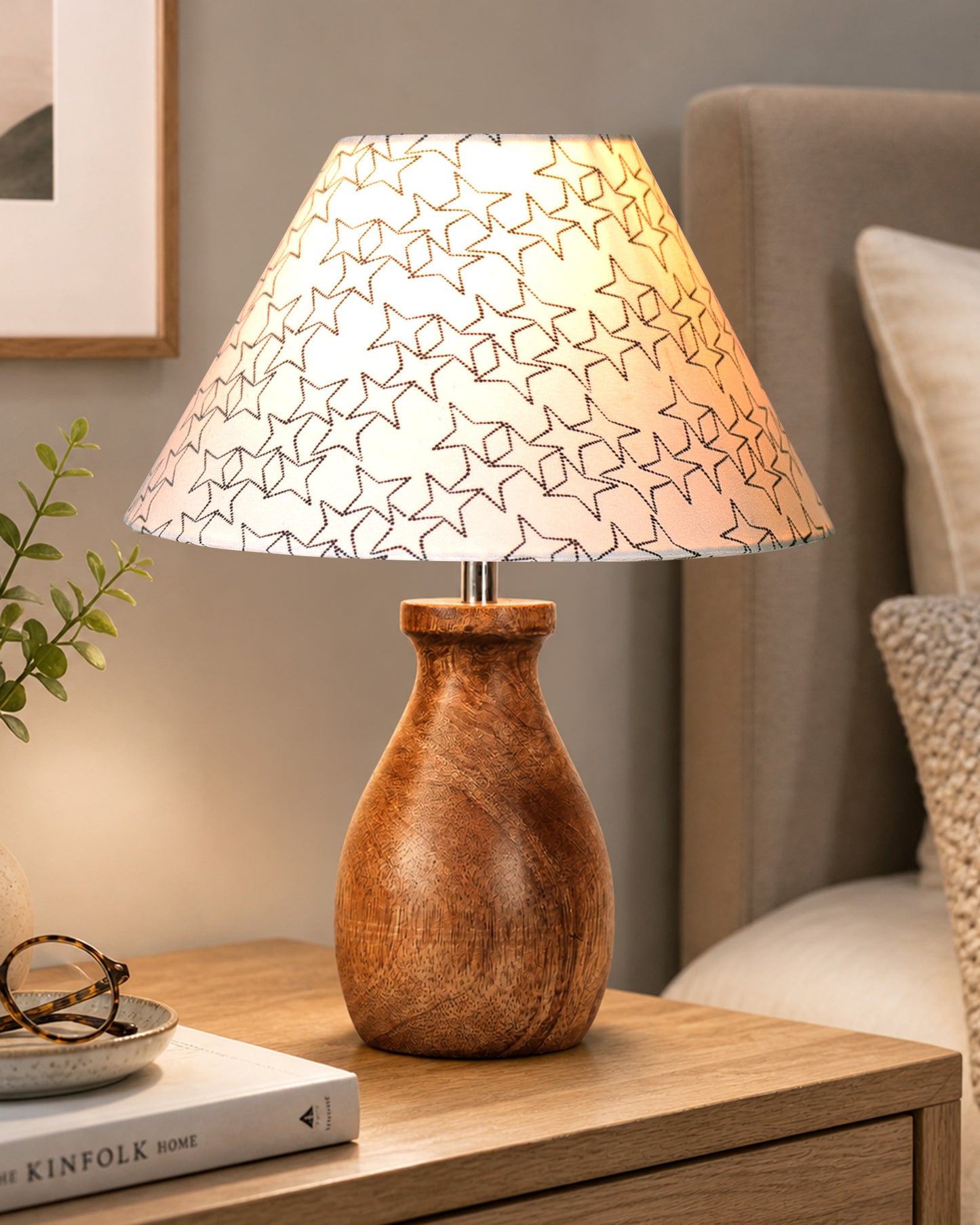 Dovel Pot Modern Table Lamp, Wooden Base Modern Fabric Lampshade for Home Office Cafe Restaurant, Dovel Pot