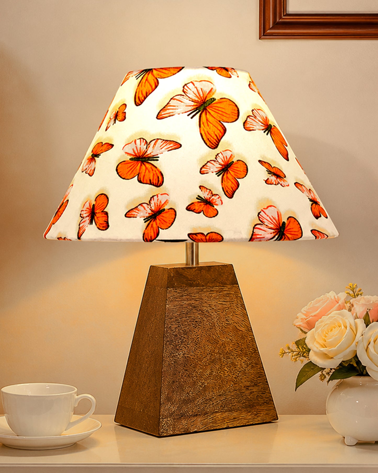 Pyramid Modern Table Lamp, Wooden Base Modern Fabric Lampshade for Home Office Cafe Restaurant, Cone