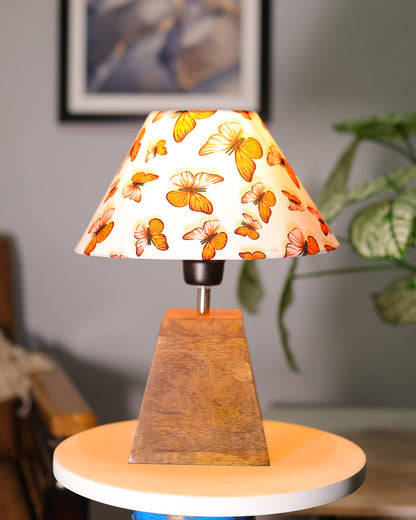 Pyramid Modern Table Lamp, Wooden Base Modern Fabric Lampshade for Home Office Cafe Restaurant, Cone