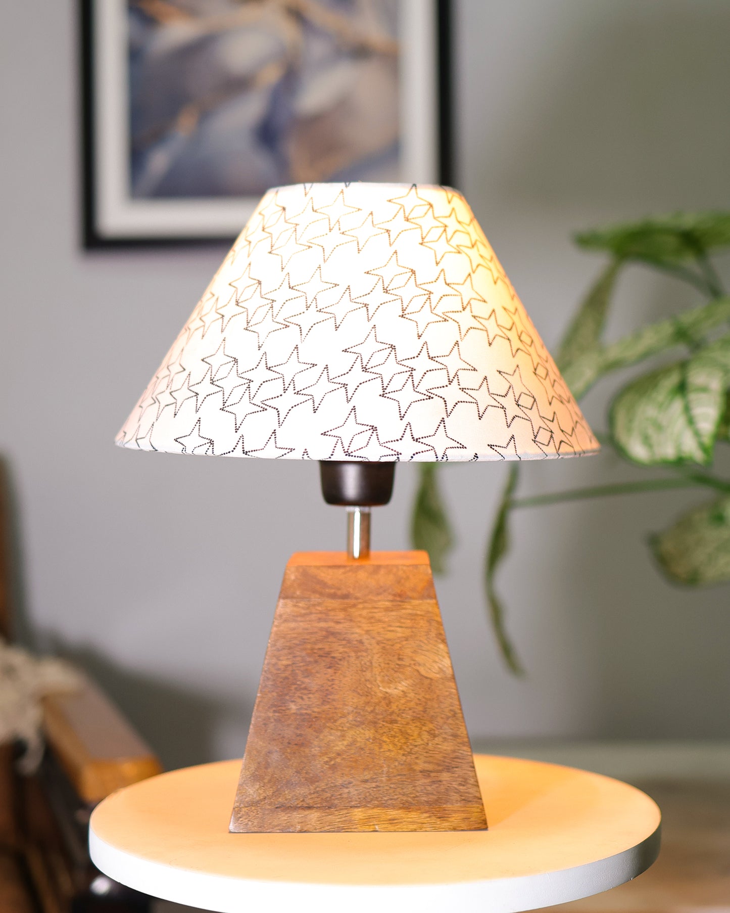 Pyramid Modern Table Lamp, Wooden Base Modern Fabric Lampshade for Home Office Cafe Restaurant, Cone