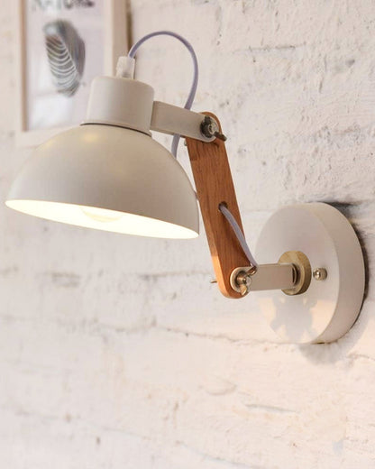 Wall light fixtures Industrial Sconce, E27 Base Vintage Wall Lamp Vintage Adjustable Wooden Swing Movement Arm Living Room Bedroom Study