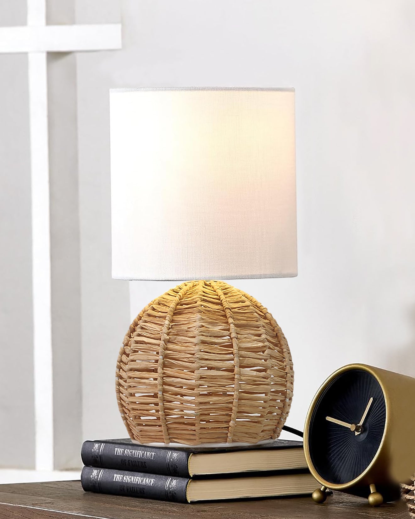 Raffia Rattan Table Lamp, Small Nightstand Lamp with Linen Fabric Lampshade, Desk Lamp Bedside Lamp for Living Room Home Office Round