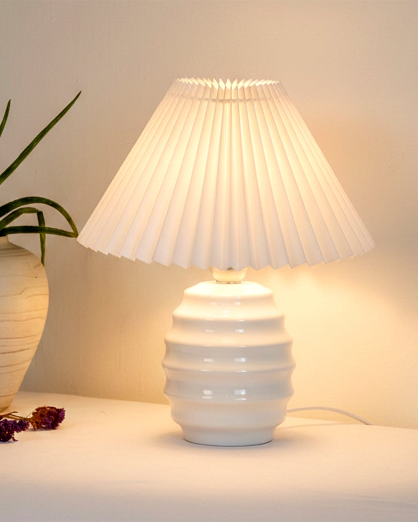 Homesake® Bedside Ceramic Table Lamp, Classic Desk lamp for Living Room Bedroom, Farmhouse Nightstand Lamps Ribbed with White Fabric Shade