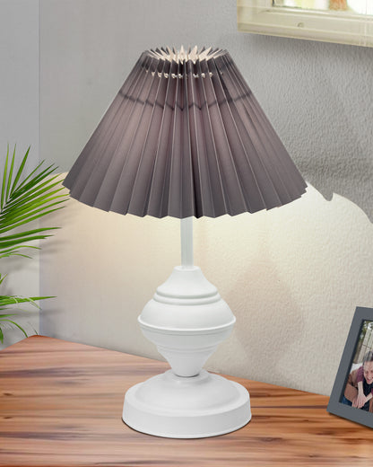 Farmhouse Matt Table Lamp for Bedroom, White Modern Bedside Lamps for Living Room, Rustic Table Light for Night Stands, Dorm, Office, Home Décor Fabric Shade, E27 holder, Urn, Iris Cone