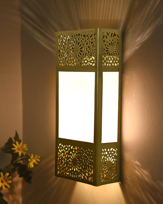 Turkish Moroccan Wall Sconce Lamp, Vintage Hand Carved Metal Wall Light, Wall Mounted Porch Light, Brass Finish for Home,Villa, Kitchen, Restaurant, Triangle