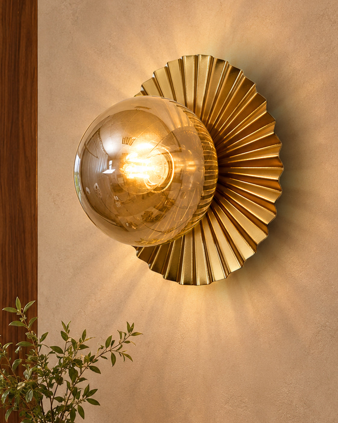Homesake® Sunflower Wall Lamp with Glass Globe | Modern Gold Metal Wall Light with E27 Ring Holder | Decorative Wall Sconce for Bedroom, Living Room, Hallway & Home Decor