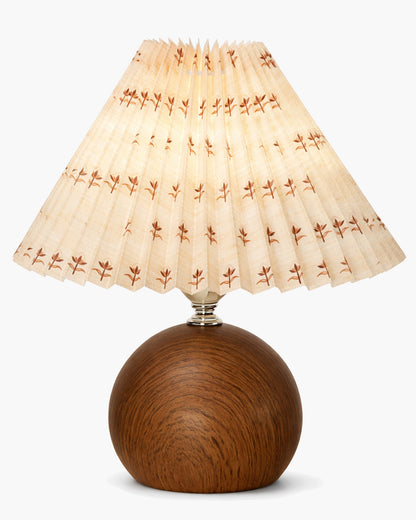 Homesake® Wood Grain Pattern Small Table Lamp,Desk Light, Table Lamp, Metal Bedroom Lamps for Nightstand, Small Scalloped Lamp Shade Table Lamps for Small Spaces for Bedroom,Living Room, Round