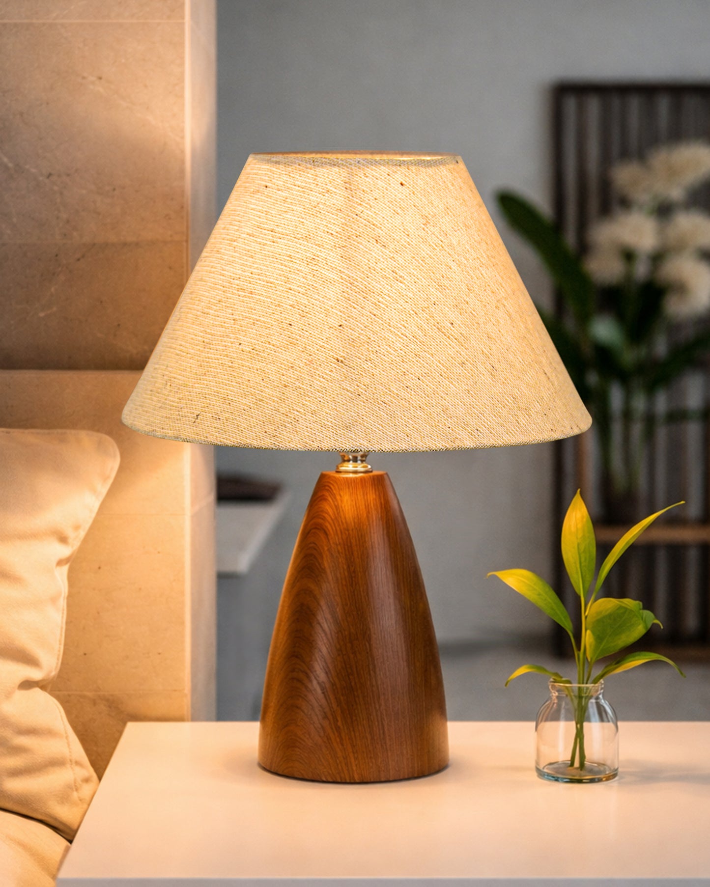 Homesake® Wood Grain Pattern Small Table Lamp, Desk Light, Metal Table Lamp, Metal Bedroom Lamps for Nightstand, Small Scalloped Lamp Shade Table Lamps for Small Spaces for Bedroom,Living Room, Taper Cone